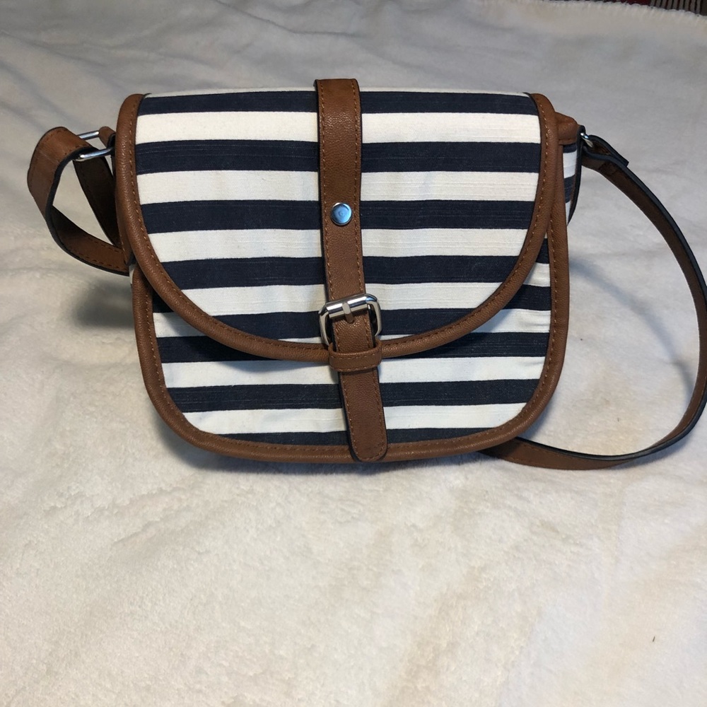NWOT Kelly & Katie Crossbody